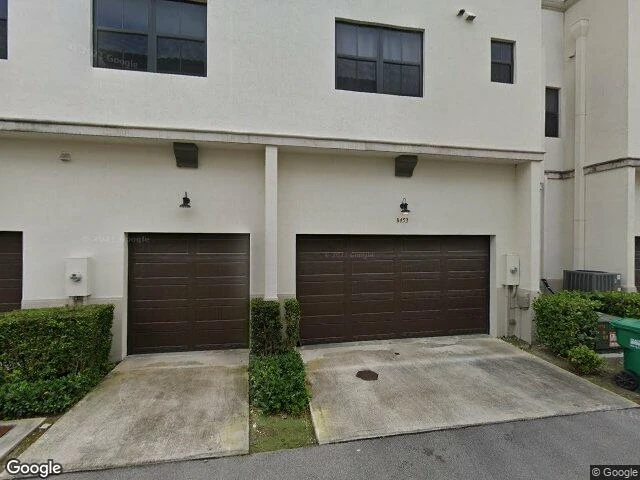 House image located at Miami, FL 33166