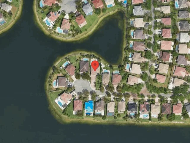 House image located at Hollywood, FL 33027