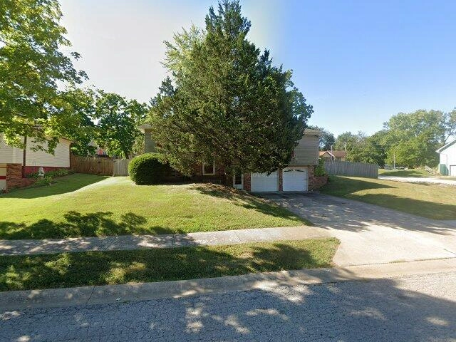 House image located at Kansas City, MO 64138