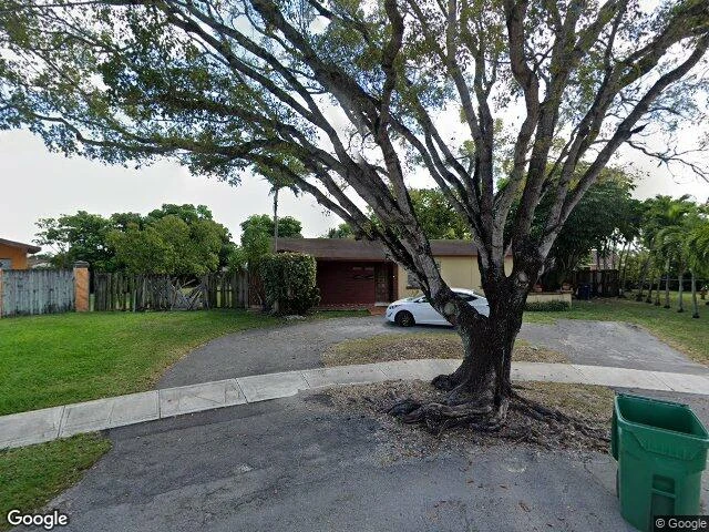 House image located at Miami, FL 33183