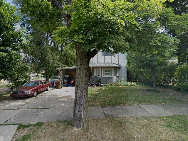 House image located at Lansing, MI 48906