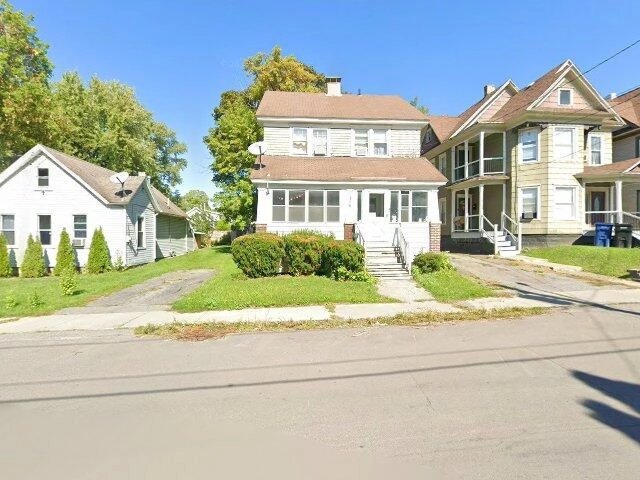 House image located at Syracuse, NY 13208