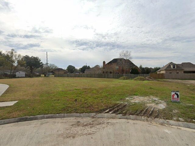 House image located at Luling, LA 70070