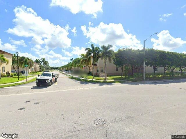 House image located at Miami, FL 33186