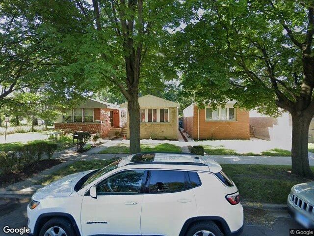 House image located at Chicago, IL 60643