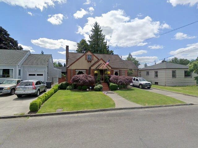 House image located at Independence, IA 50644