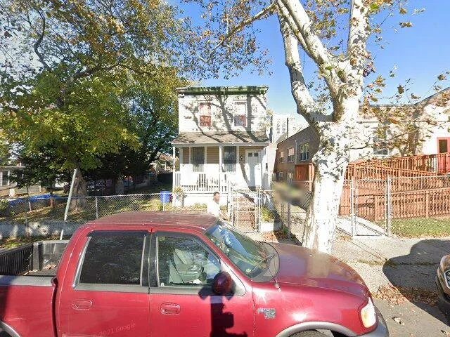 House image located at Camden, NJ 08105