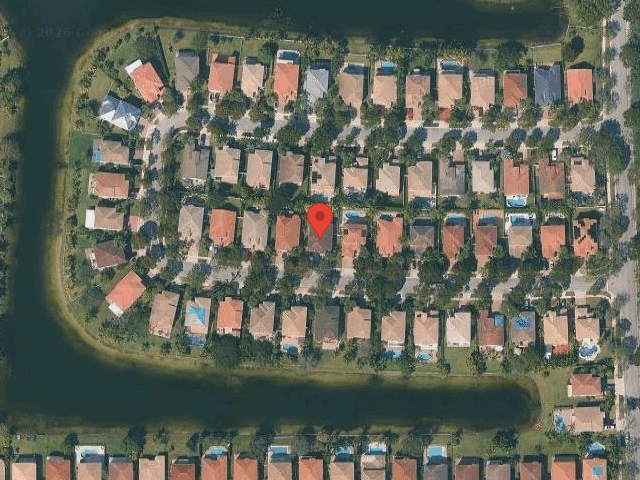 House image located at Hollywood, FL 33027