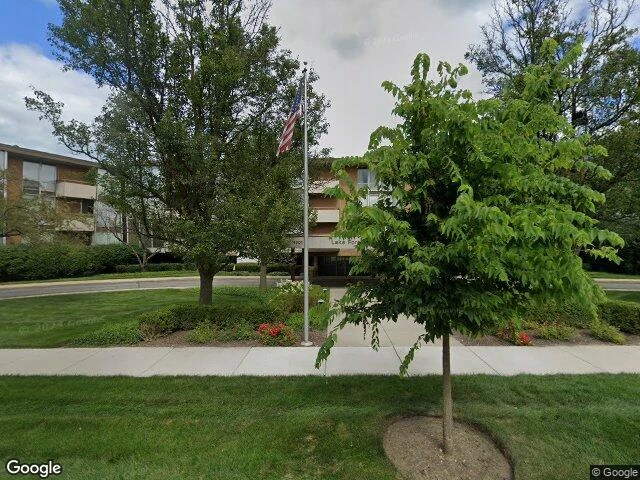 House image located at Lake Forest, IL 60045