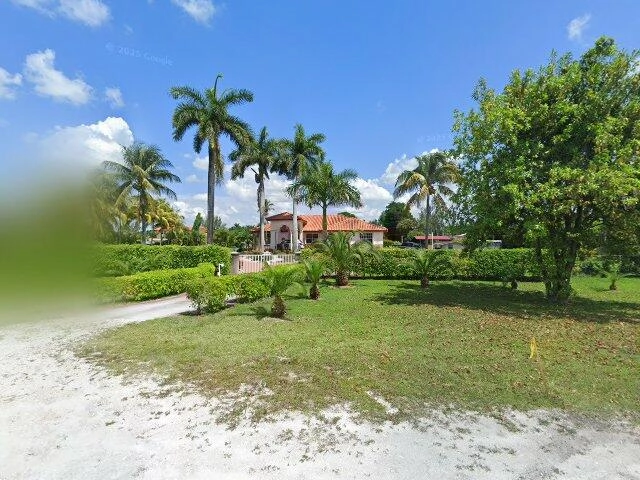 House image located at Hollywood, FL 33027