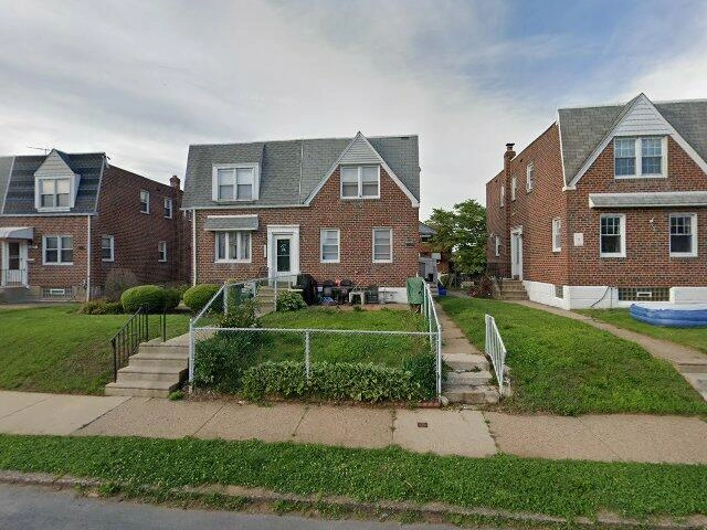 House image located at Philadelphia, PA 19152