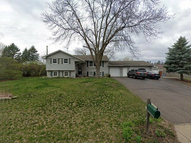 House image located at Champlin, MN 55316