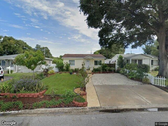 House image located at Saint Petersburg, FL 33713