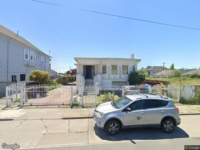 House image located at Oakland, CA 94606