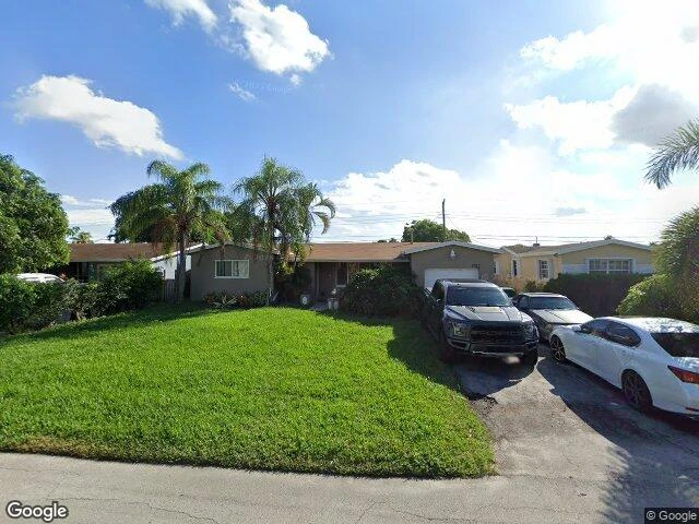 House image located at Hollywood, FL 33023