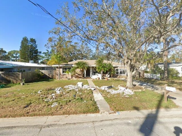 House image located at Tarpon Springs, FL 34689