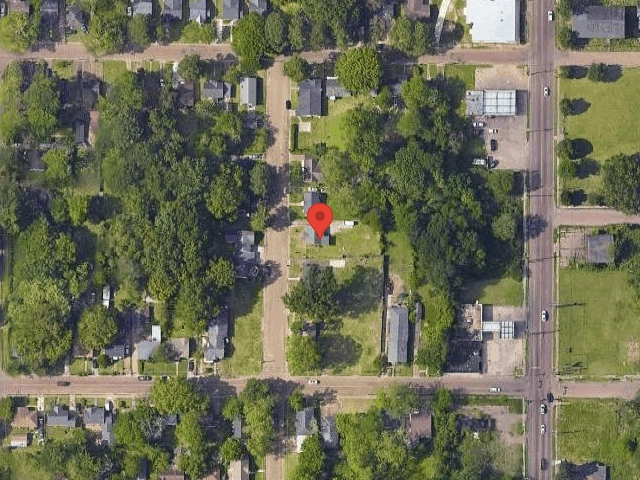 House image located at Jackson, MS 39203