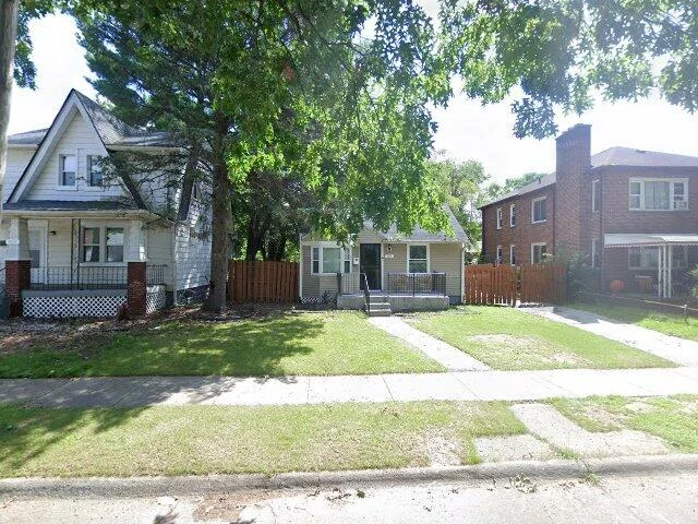 House image located at Inkster, MI 48141