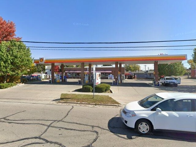 House image located at Dekalb, IL 60115