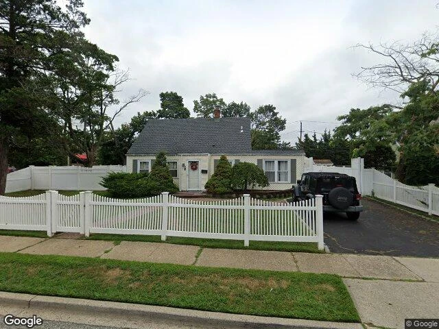 House image located at Levittown, NY 11756