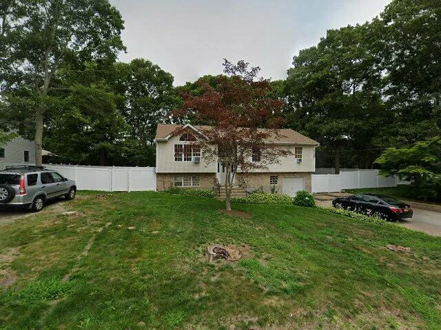 House image located at Farmingville, NY 11738