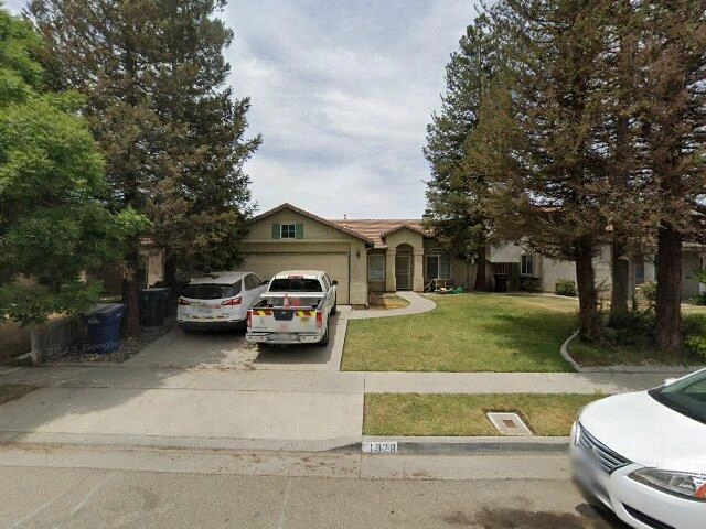House image located at Tulare, CA 93274