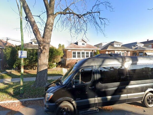House image located at Chicago, IL 60620