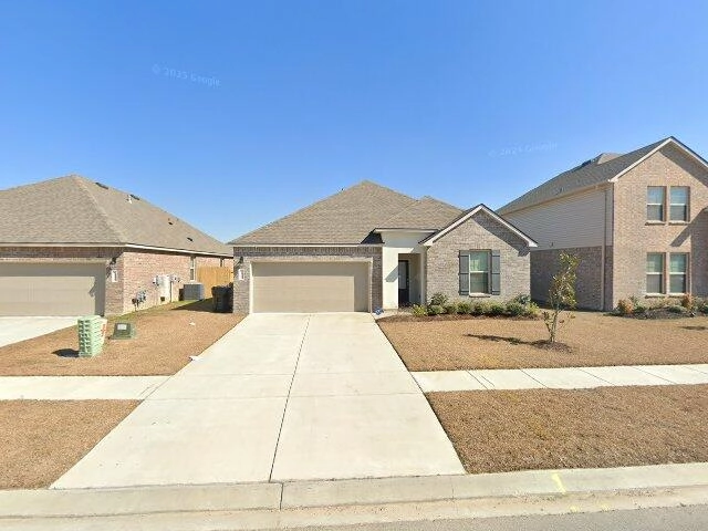 House image located at Gonzales, LA 70737