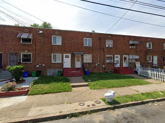 House image located at Camden, NJ 08105