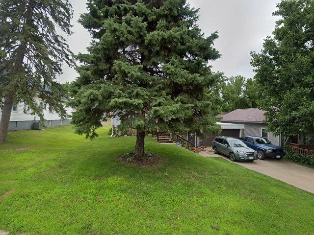 House image located at Clinton, IA 52732