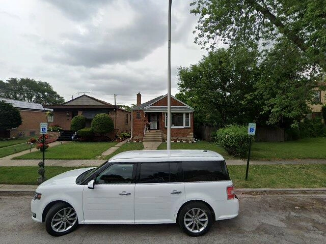 House image located at Riverdale, IL 60827