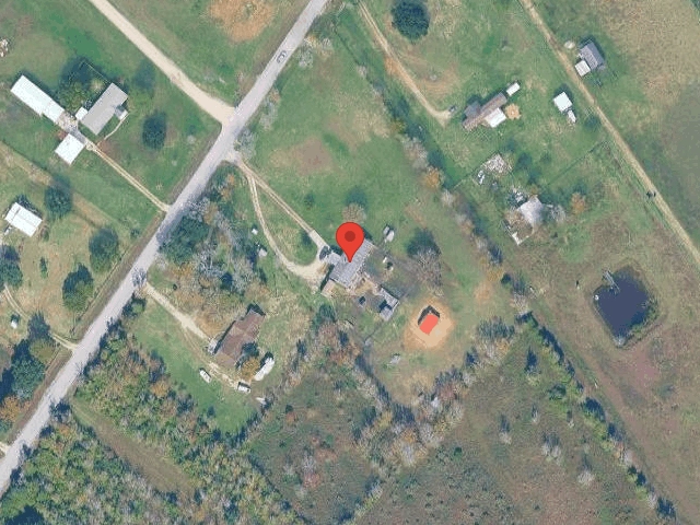 House image located at Alvin, TX 77511