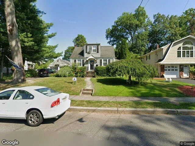 House image located at Waldwick, NJ 07463