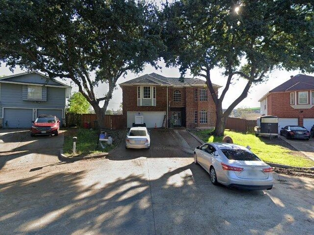 House image located at Arlington, TX 76018