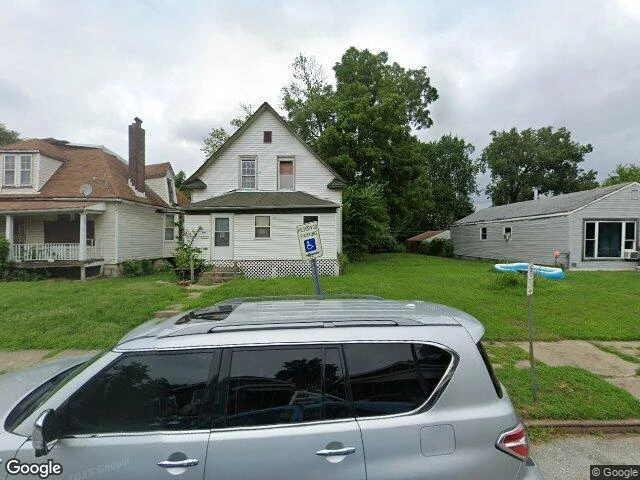 House image located at Saint Louis, MO 63120