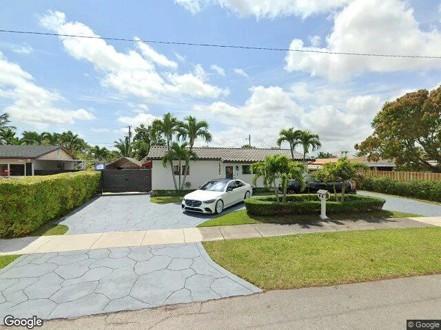 House image located at Miami, FL 33175