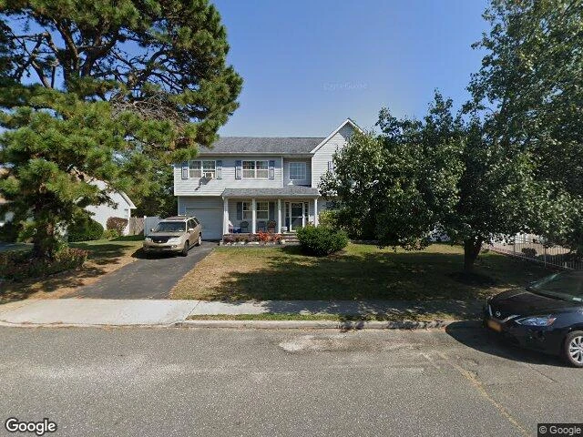 House image located at Bay Shore, NY 11706