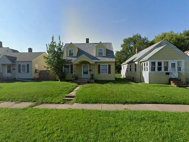 House image located at Rock Island, IL 61201