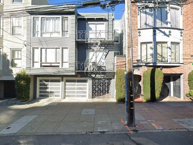 House image located at Oakland, CA 94607