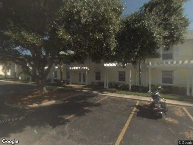 House image located at Saint Petersburg, FL 33705
