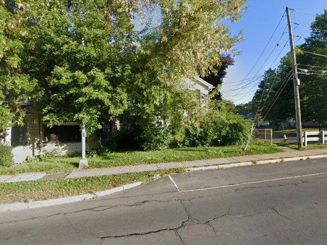 House image located at Auburn, NY 13021
