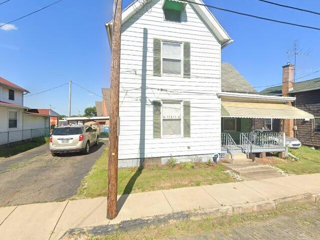 House image located at Massillon, OH 44647