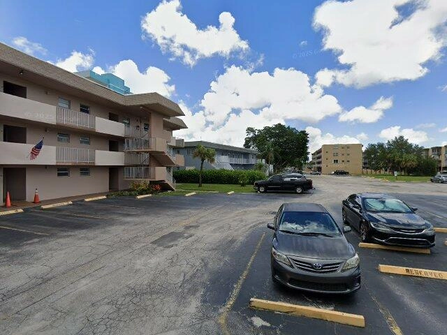 House image located at Hollywood, FL 33021