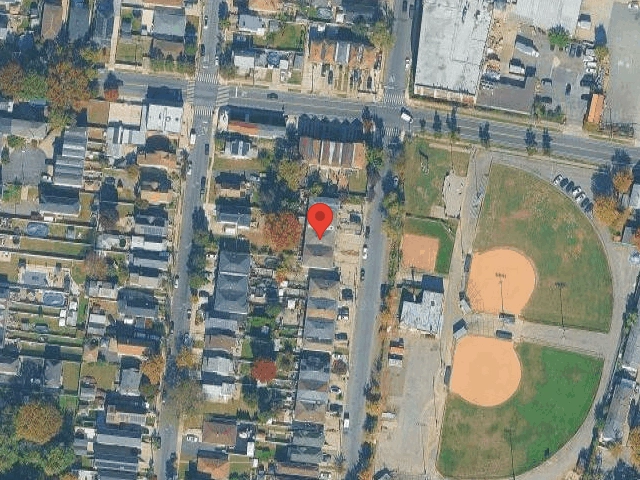 House image located at Staunton, VA 24401