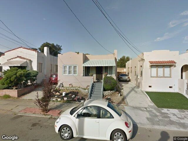 House image located at Oakland, CA 94619