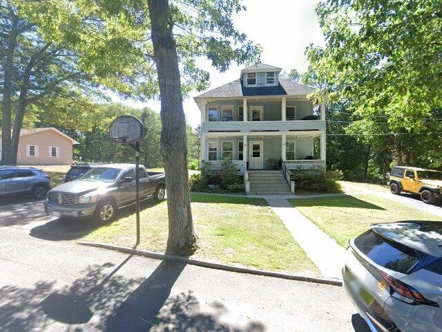 House image located at Methuen, MA 01844