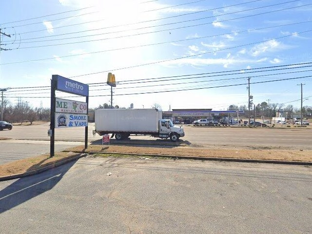 House image located at Riverside, CA 92504