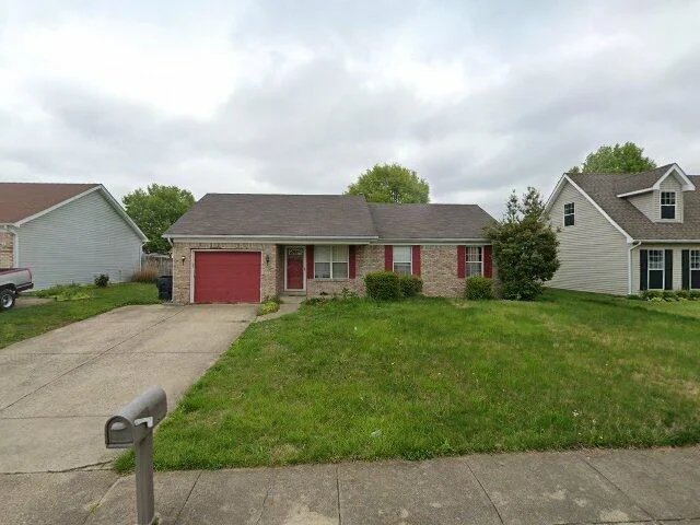 House image located at New Albany, IN 47150