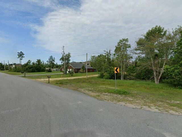 House image located at Trenton, MI 48183