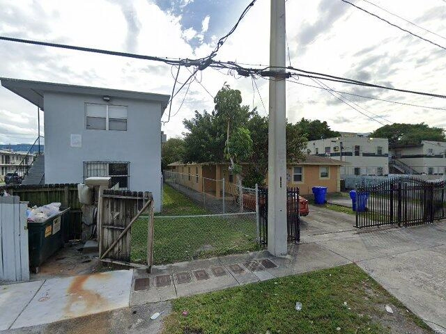 House image located at Miami, FL 33150